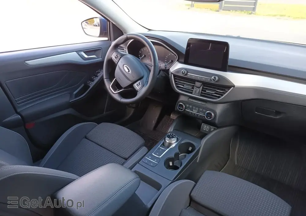 FORD Focus 1.0 EcoBoost Titanium ASS PowerShift