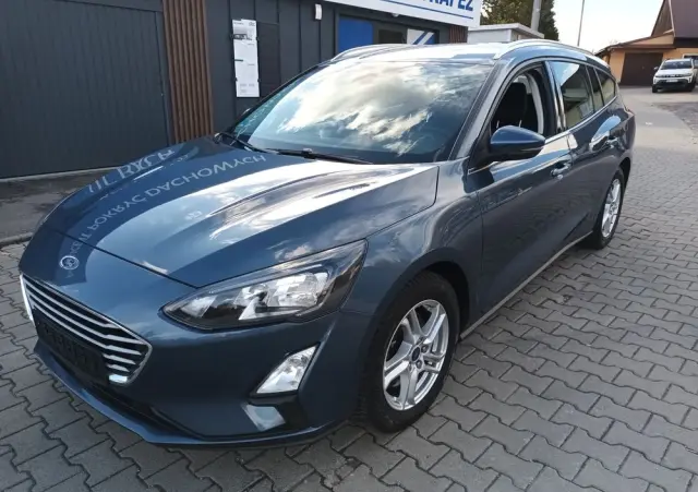 FORD Focus 1.0 EcoBoost Titanium ASS PowerShift