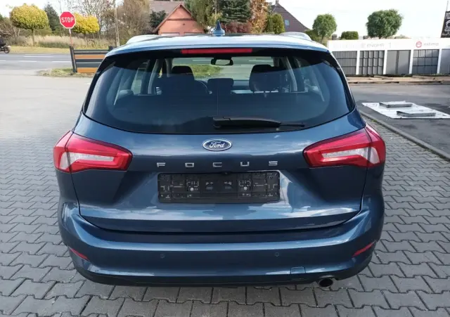 FORD Focus 1.0 EcoBoost Titanium ASS PowerShift