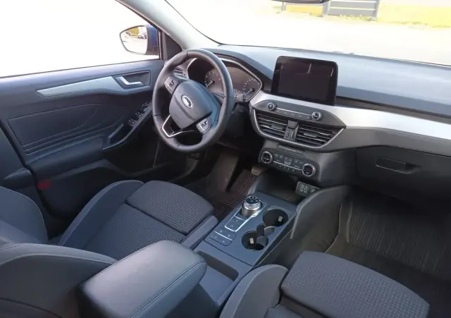 FORD Focus 1.0 EcoBoost Titanium ASS PowerShift