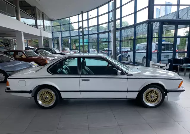 BMW Seria 6 M635 CSi 
