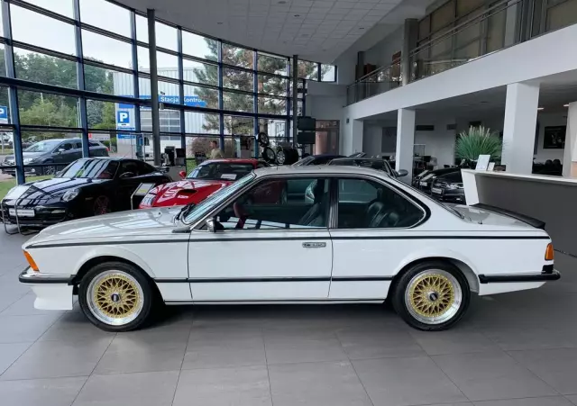 BMW Seria 6 M635 CSi 