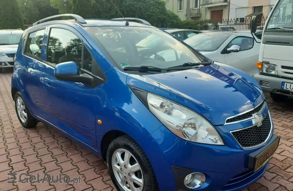 CHEVROLET Spark 