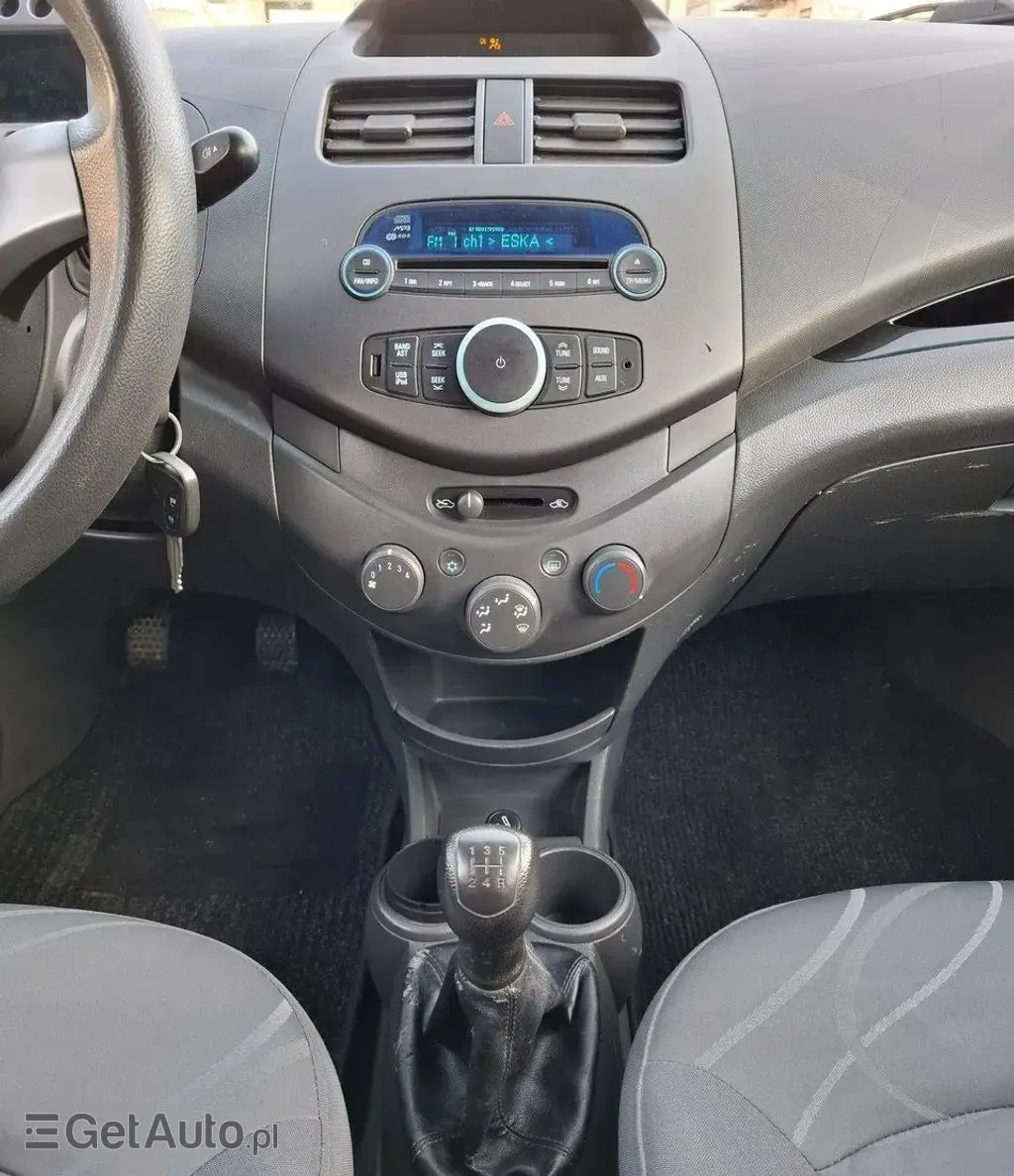 CHEVROLET Spark 