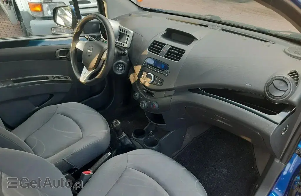 CHEVROLET Spark 