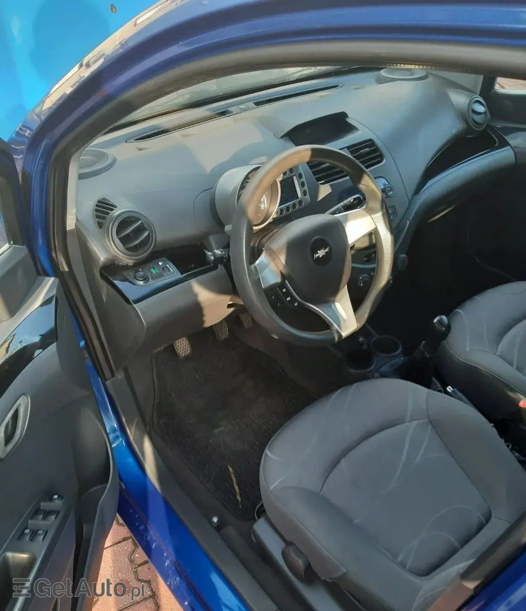 CHEVROLET Spark 