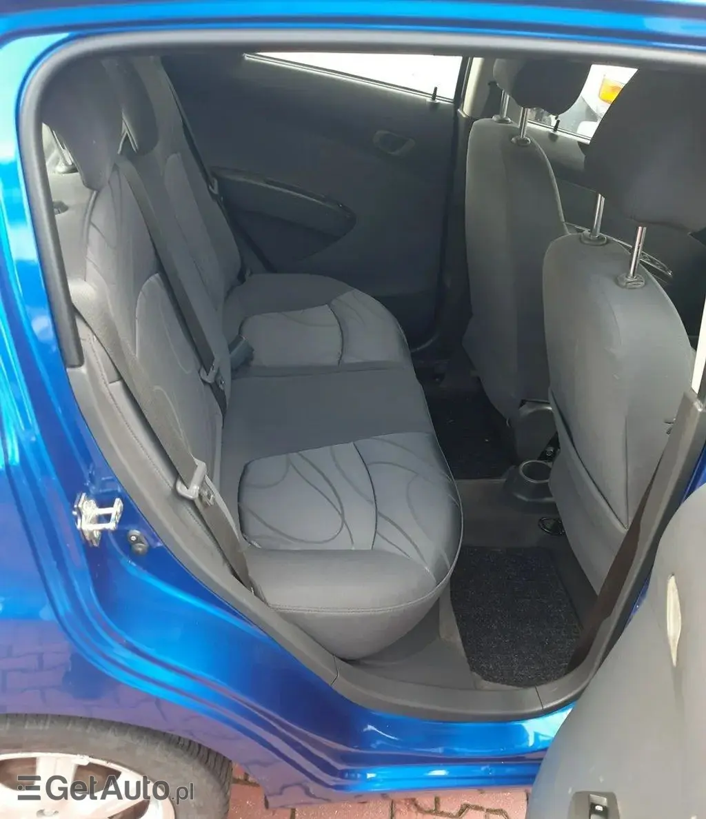 CHEVROLET Spark 