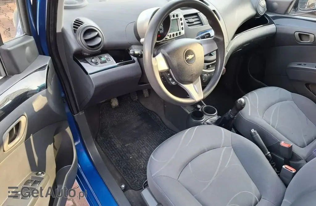 CHEVROLET Spark 