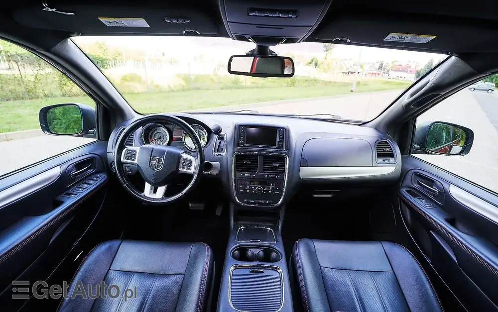 DODGE Grand Caravan 