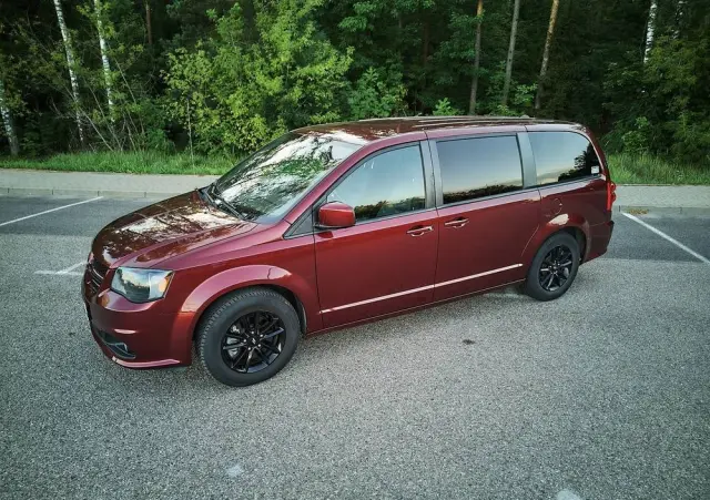 DODGE Grand Caravan 