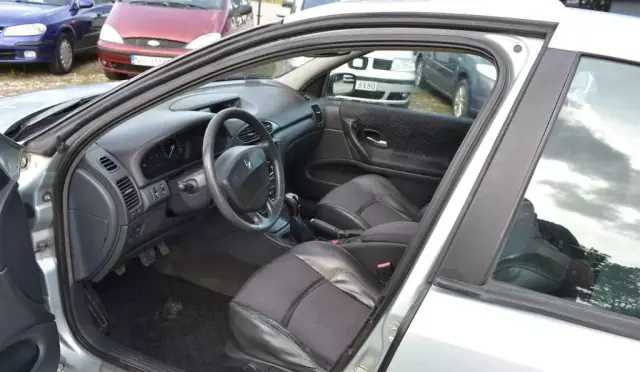 RENAULT Laguna 