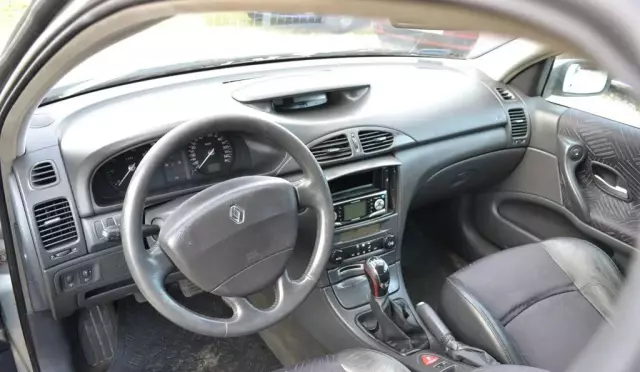 RENAULT Laguna 