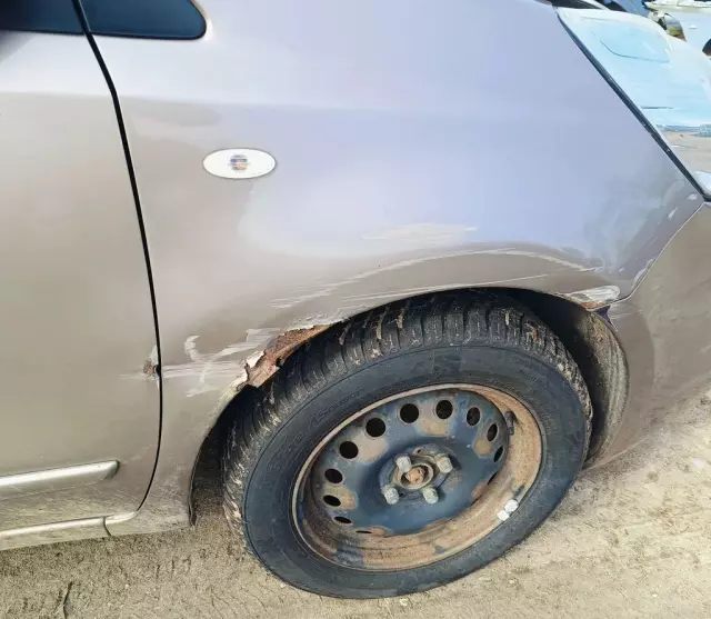 NISSAN Note 1.4 i 16V (88 KM)