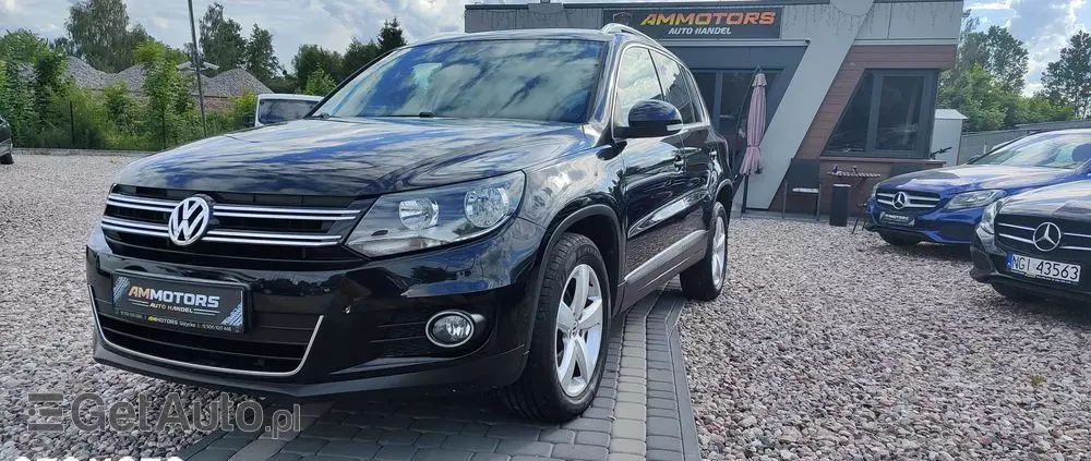 VOLKSWAGEN Tiguan 