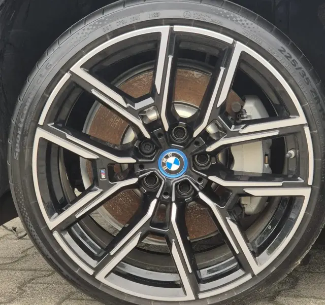 BMW I4 80.7kWh eDrive 35 M Sport