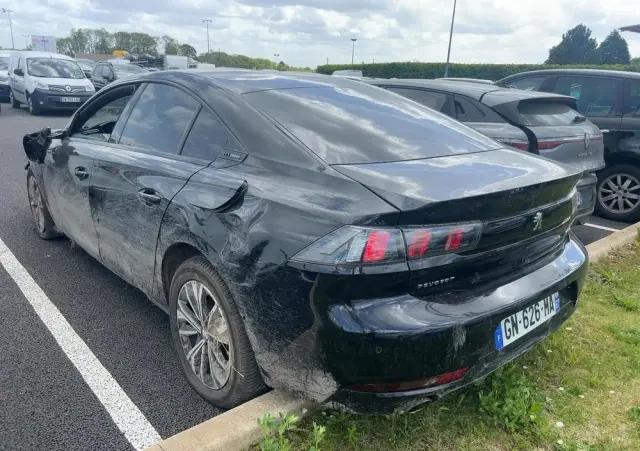 PEUGEOT 508 225 e-EAT8 Allure Pack