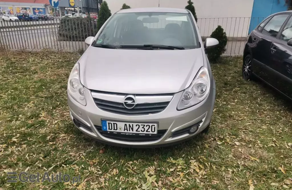 OPEL Corsa 