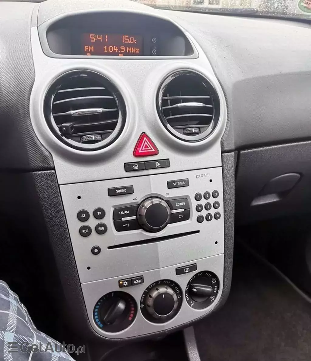 OPEL Corsa 