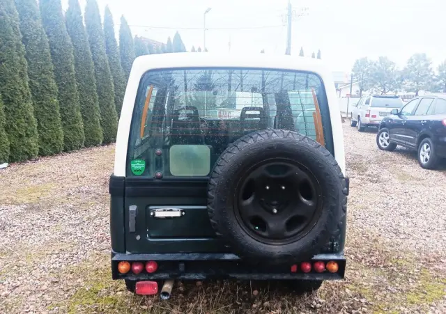 SUZUKI Samurai 