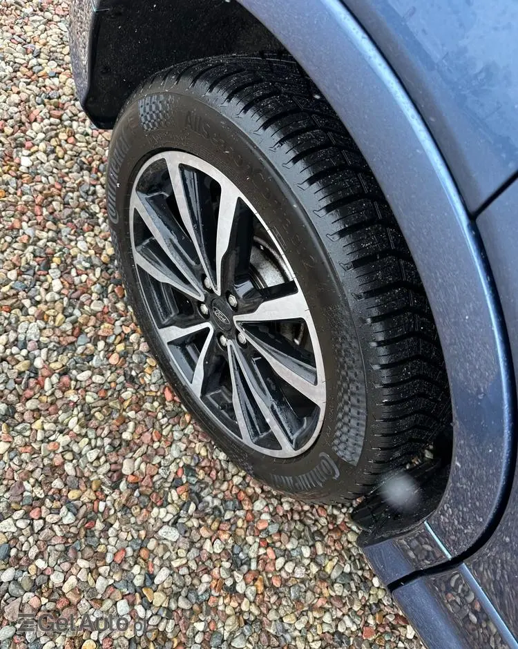 FORD Kuga 1.5 EcoBoost 2x4 ST-Line