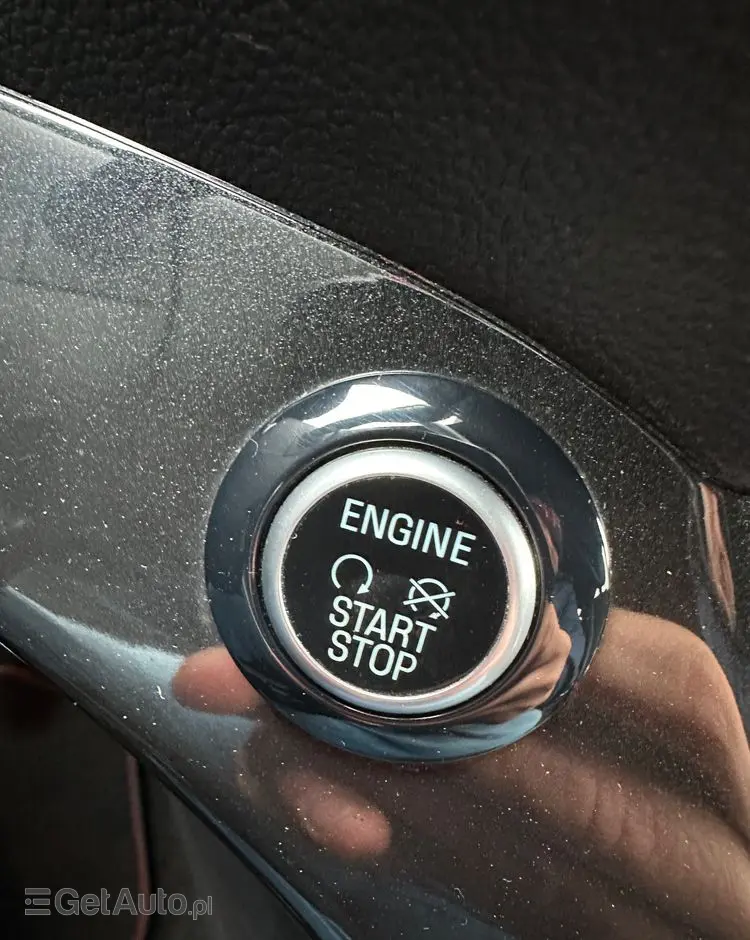 FORD Kuga 1.5 EcoBoost 2x4 ST-Line