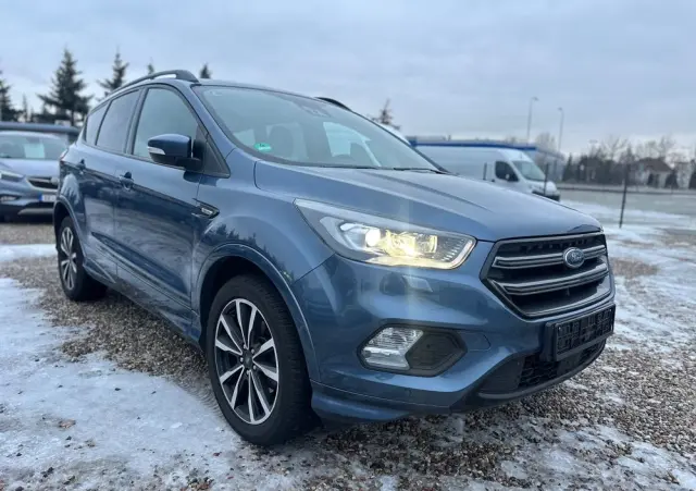 FORD Kuga 1.5 EcoBoost 2x4 ST-Line