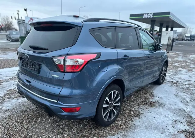FORD Kuga 1.5 EcoBoost 2x4 ST-Line
