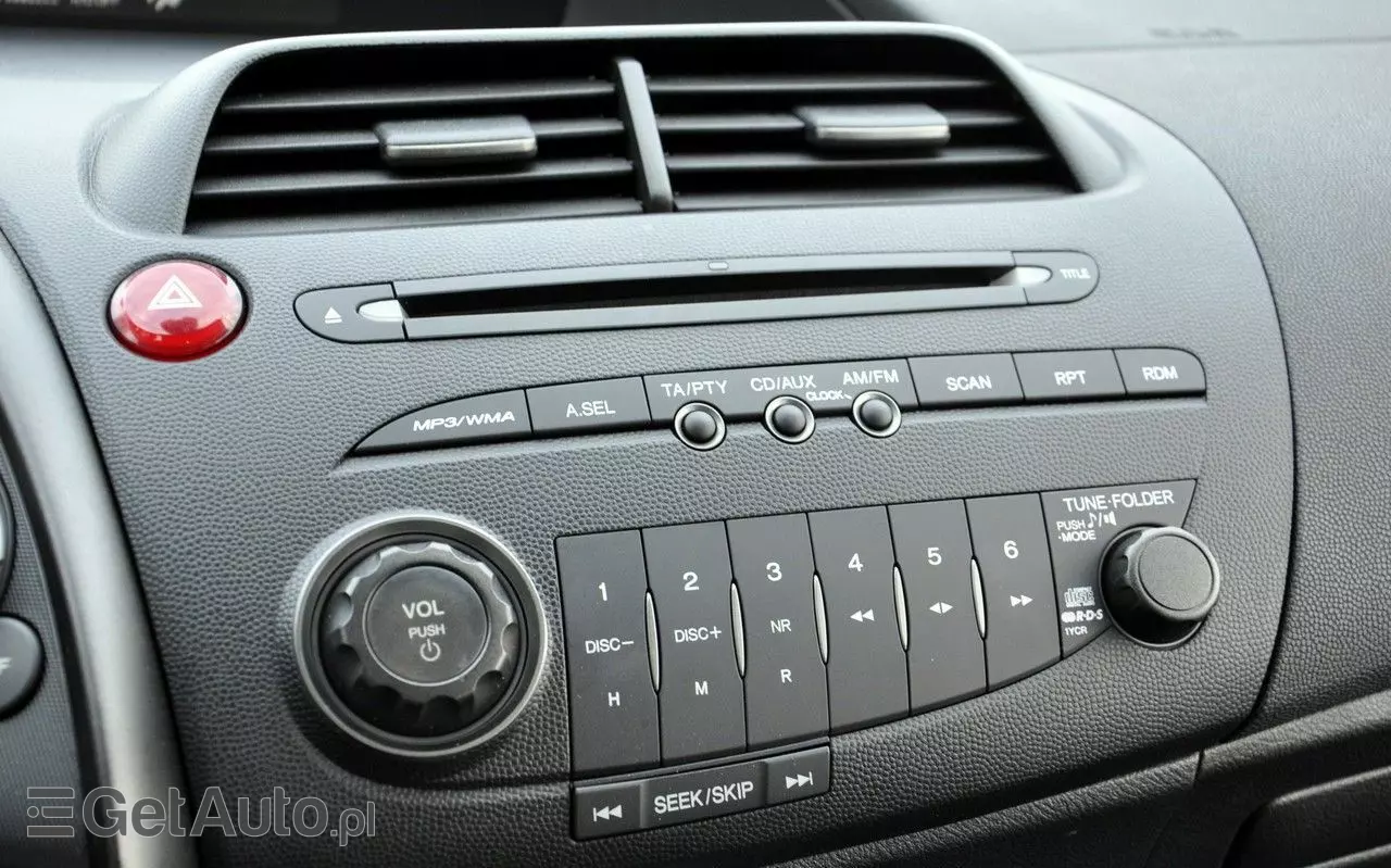 HONDA Civic 1.8 Sport