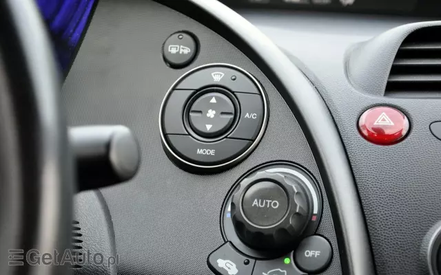 HONDA Civic 1.8 Sport