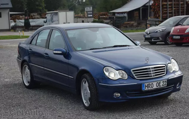 MERCEDES-BENZ Klasa C 280 T 4Matic Automatik Avantgarde