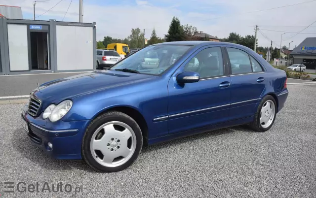 MERCEDES-BENZ Klasa C 280 T 4Matic Automatik Avantgarde