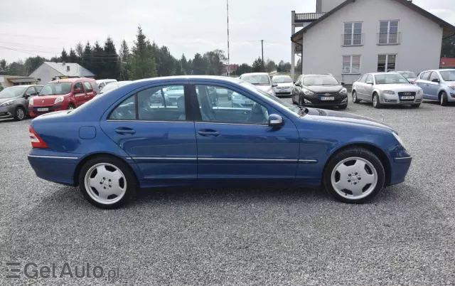 MERCEDES-BENZ Klasa C 280 T 4Matic Automatik Avantgarde