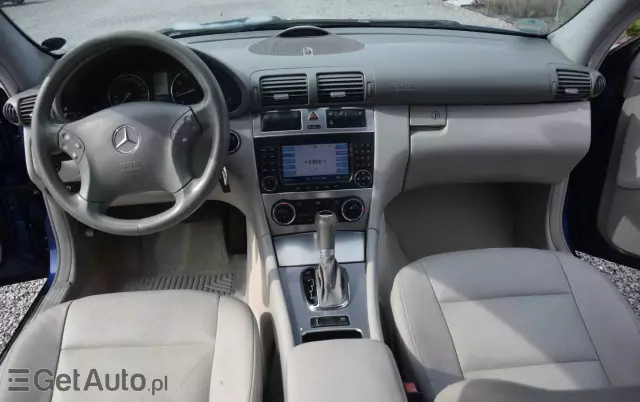 MERCEDES-BENZ Klasa C 280 T 4Matic Automatik Avantgarde