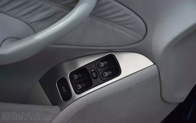 MERCEDES-BENZ Klasa C 280 T 4Matic Automatik Avantgarde