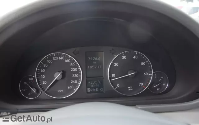 MERCEDES-BENZ Klasa C 280 T 4Matic Automatik Avantgarde