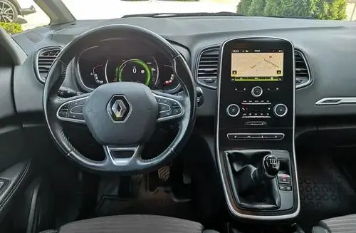 RENAULT Grand Scenic 