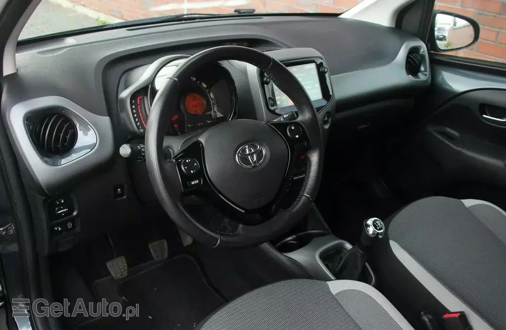 TOYOTA Aygo 