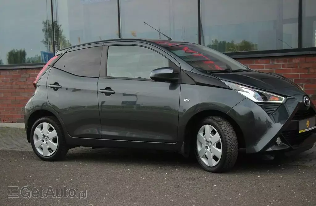 TOYOTA Aygo 