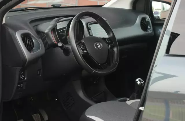 TOYOTA Aygo 