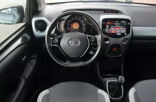TOYOTA Aygo 