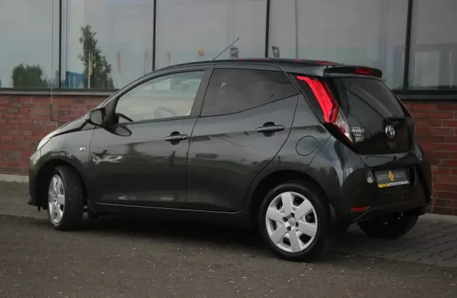 TOYOTA Aygo 
