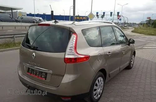 RENAULT Grand Scenic 