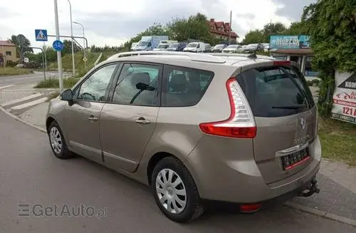 RENAULT Grand Scenic 