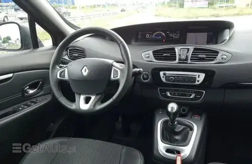 RENAULT Grand Scenic 