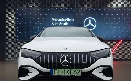 MERCEDES-BENZ EQE 