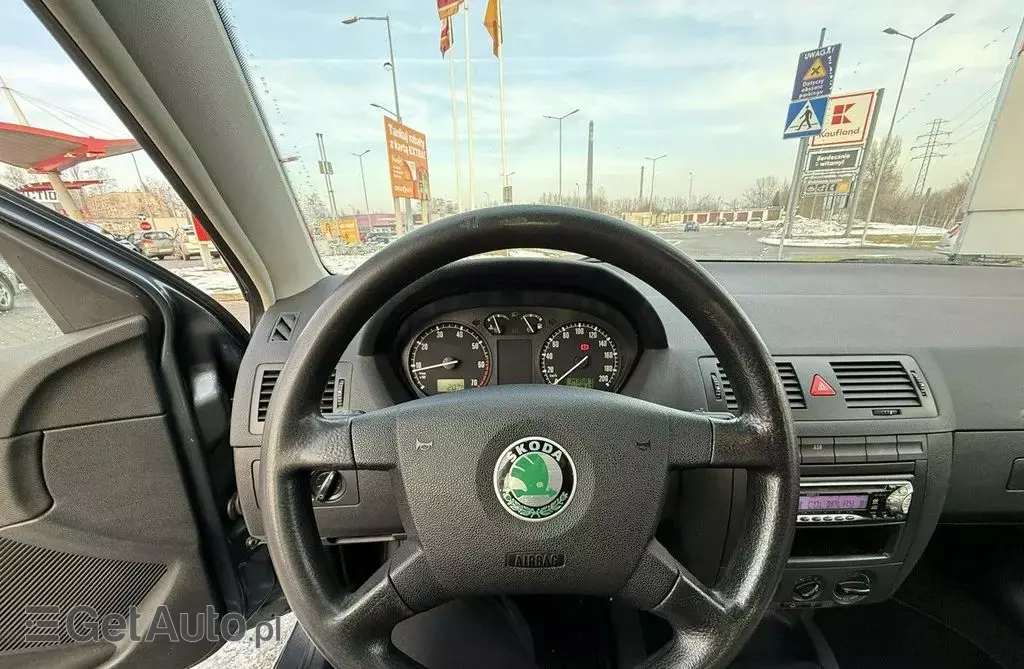 SKODA Fabia 