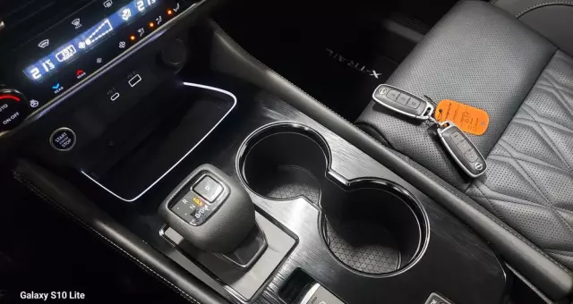 NISSAN X-Trail 1.5 VC-T Mild-Hybrid Xtronic Tekna+