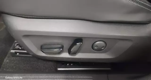 NISSAN X-Trail 1.5 VC-T Mild-Hybrid Xtronic Tekna+