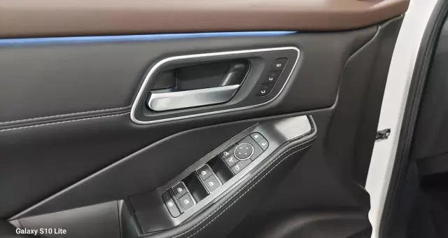 NISSAN X-Trail 1.5 VC-T Mild-Hybrid Xtronic Tekna+