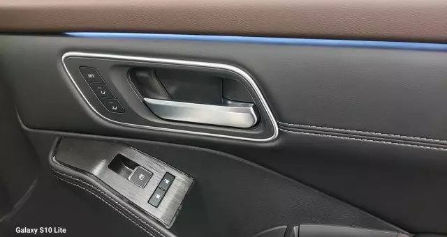 NISSAN X-Trail 1.5 VC-T Mild-Hybrid Xtronic Tekna+